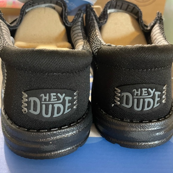 Hey Dude Black Loafers Sleek Woven Slip-Ons